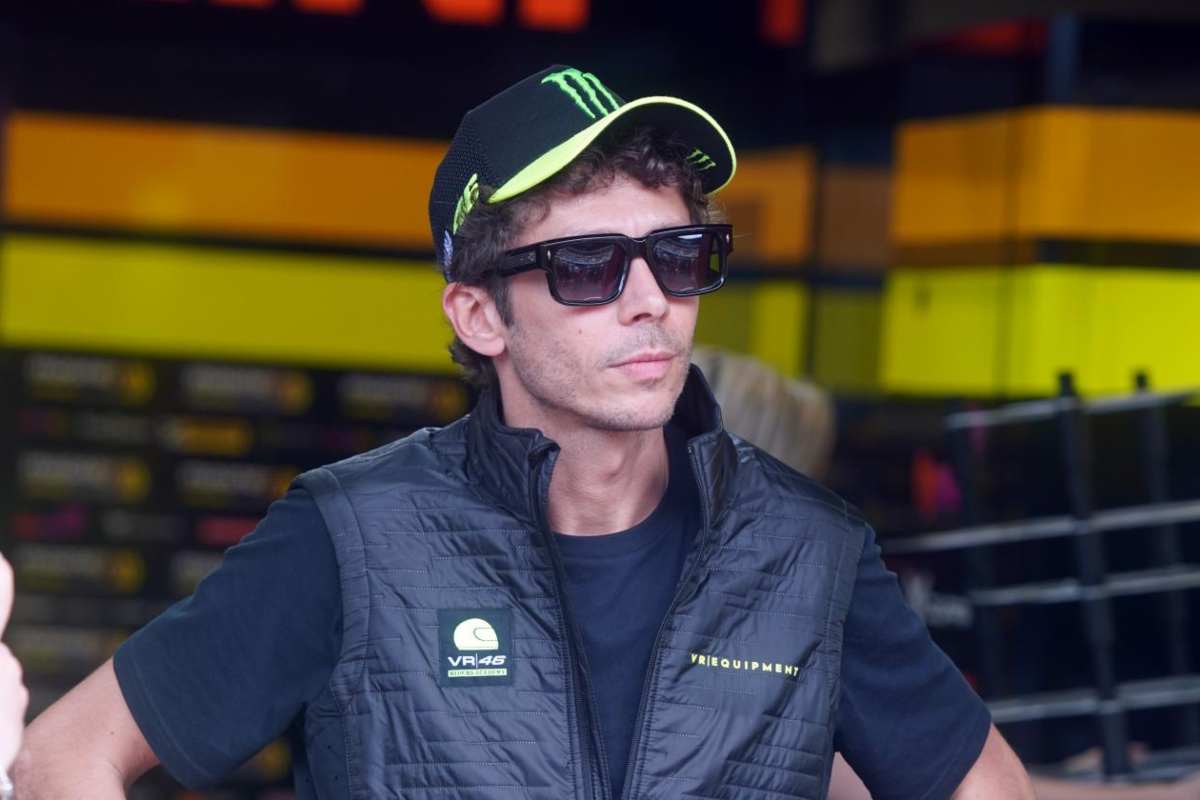 Valentino Rossi complotta: che accuse dalla Spagna